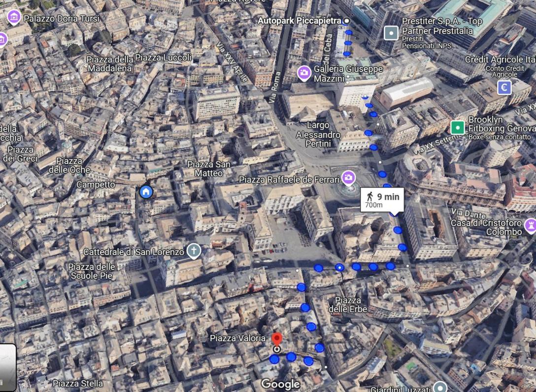 Apartment Quadrilocale A 50 Passi Dal Duomo, Primo Piano Nobile Genua